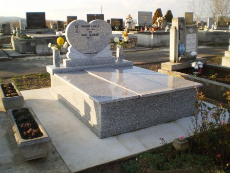 pb230035.jpg